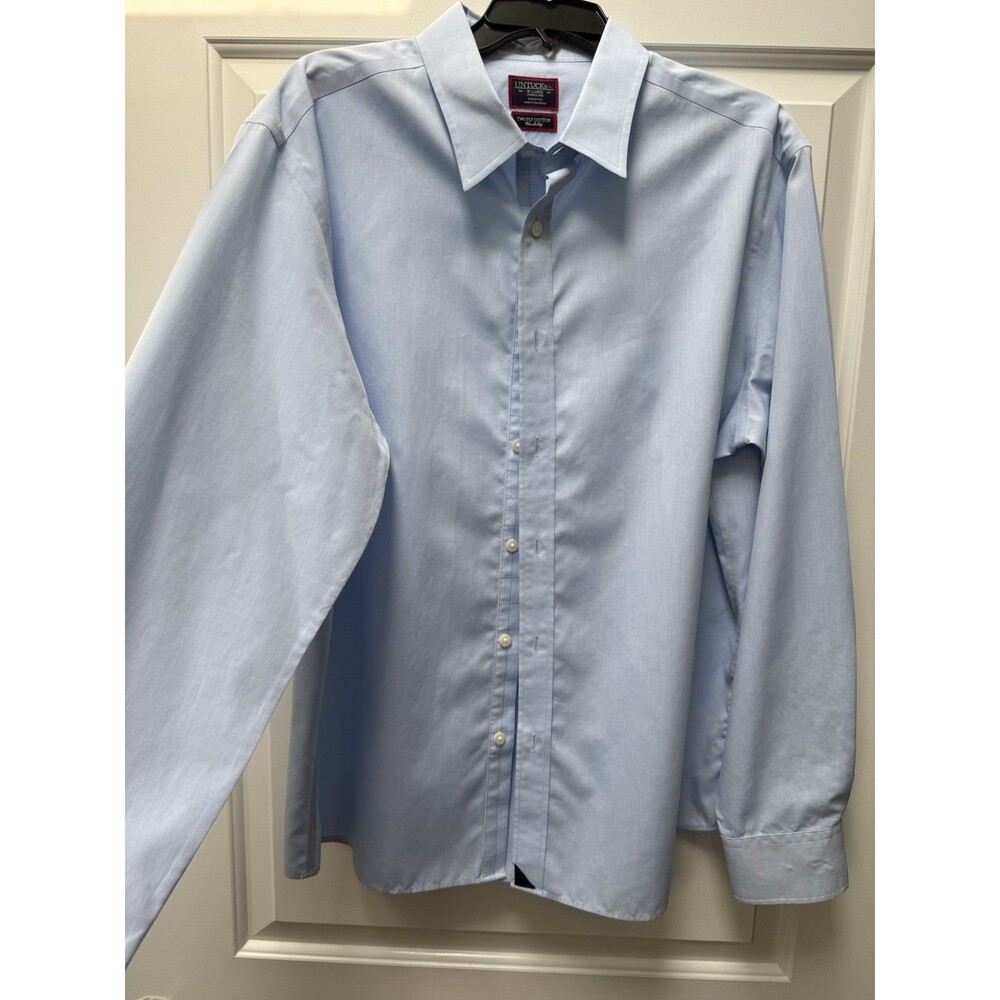 Untuckit Button Up Shirt Men's XL Light Blue 100 % Cotton Yount Ridge